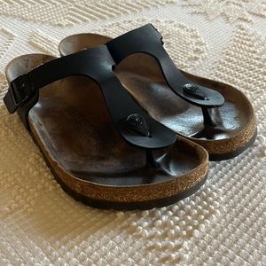 39 Birkenstock Black Sandals